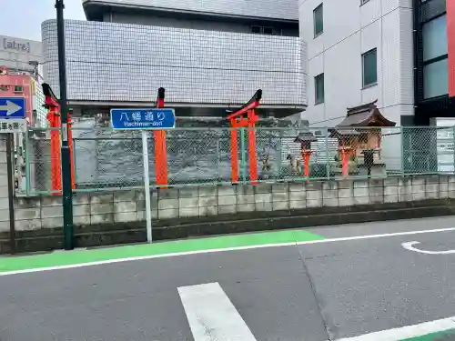 稲荷大神の{uncategorized: "未分類", other: "その他", undefined: "問題あり", building: "その他建物", grave: "お墓", sacred_gate: "鳥居", guardian: "狛犬", statue: "像", buddha: "仏像", history: "歴史", nature: "自然", garden: "庭園", animal: "動物", pagoda: "塔", temizu: "手水舎", mountain_gate: "山門・神門", sanctuary: "本殿・本堂", subordinate: "末社・摂社", art: "芸術", scenery: "景色", jizo: "地蔵", ema: "絵馬", goshuin: "御朱印", omikuji: "おみくじ", items: "授与品その他", amulet: "お守り", goshuincho: "御朱印帳", eats: "食事", festival: "お祭り", votive_dance: "神楽", shichigosan: "七五三参", wedding: "結婚式", experience: "体験その他", initially: "初詣", around: "周辺", anti_infection: "感染症対策"}