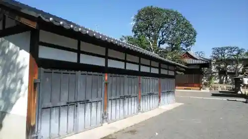 北野神社御旅所・神輿岡神社（北野天満宮境外末社）のその他建物
