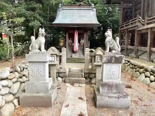 白鳥神社の末社