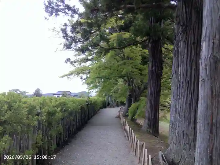 毛越寺の{uncategorized: "未分類", other: "その他", undefined: "問題あり", building: "その他建物", grave: "お墓", sacred_gate: "鳥居", guardian: "狛犬", statue: "像", buddha: "仏像", history: "歴史", nature: "自然", garden: "庭園", animal: "動物", pagoda: "塔", temizu: "手水舎", mountain_gate: "山門・神門", sanctuary: "本殿・本堂", subordinate: "末社・摂社", art: "芸術", scenery: "景色", jizo: "地蔵", ema: "絵馬", goshuin: "御朱印", omikuji: "おみくじ", items: "授与品その他", amulet: "お守り", goshuincho: "御朱印帳", eats: "食事", festival: "お祭り", votive_dance: "神楽", shichigosan: "七五三参", wedding: "結婚式", experience: "体験その他", initially: "初詣", around: "周辺", anti_infection: "感染症対策"}