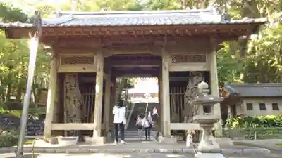 金剛頂寺の山門・神門