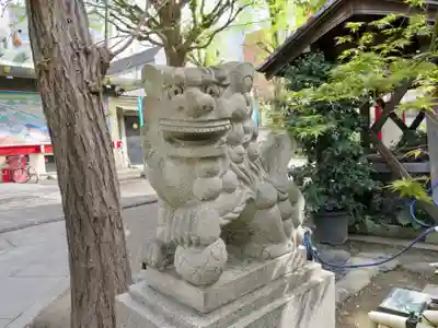 矢先稲荷神社の狛犬