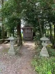 三日月神社の末社