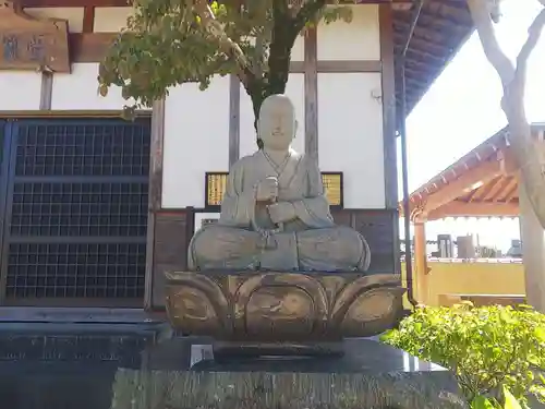 圓福寺の像