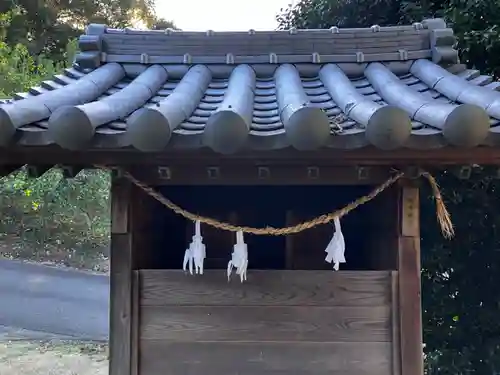 山神社の本殿