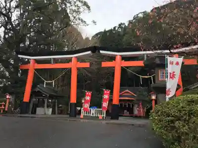 諏訪神社の鳥居