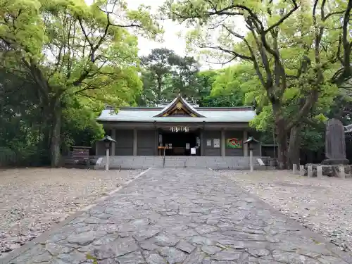 和歌山縣護國神社の{uncategorized: "未分類", other: "その他", undefined: "問題あり", building: "その他建物", grave: "お墓", sacred_gate: "鳥居", guardian: "狛犬", statue: "像", buddha: "仏像", history: "歴史", nature: "自然", garden: "庭園", animal: "動物", pagoda: "塔", temizu: "手水舎", mountain_gate: "山門・神門", sanctuary: "本殿・本堂", subordinate: "末社・摂社", art: "芸術", scenery: "景色", jizo: "地蔵", ema: "絵馬", goshuin: "御朱印", omikuji: "おみくじ", items: "授与品その他", amulet: "お守り", goshuincho: "御朱印帳", eats: "食事", festival: "お祭り", votive_dance: "神楽", shichigosan: "七五三参", wedding: "結婚式", experience: "体験その他", initially: "初詣", around: "周辺", anti_infection: "感染症対策"}