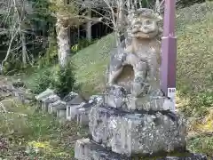 角折神社の狛犬