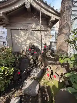 下谷神社の{uncategorized: "未分類", other: "その他", undefined: "問題あり", building: "その他建物", grave: "お墓", sacred_gate: "鳥居", guardian: "狛犬", statue: "像", buddha: "仏像", history: "歴史", nature: "自然", garden: "庭園", animal: "動物", pagoda: "塔", temizu: "手水舎", mountain_gate: "山門・神門", sanctuary: "本殿・本堂", subordinate: "末社・摂社", art: "芸術", scenery: "景色", jizo: "地蔵", ema: "絵馬", goshuin: "御朱印", omikuji: "おみくじ", items: "授与品その他", amulet: "お守り", goshuincho: "御朱印帳", eats: "食事", festival: "お祭り", votive_dance: "神楽", shichigosan: "七五三参", wedding: "結婚式", experience: "体験その他", initially: "初詣", around: "周辺", anti_infection: "感染症対策"}
