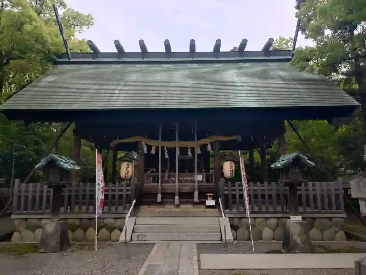 若宮神明社の{uncategorized: "未分類", other: "その他", undefined: "問題あり", building: "その他建物", grave: "お墓", sacred_gate: "鳥居", guardian: "狛犬", statue: "像", buddha: "仏像", history: "歴史", nature: "自然", garden: "庭園", animal: "動物", pagoda: "塔", temizu: "手水舎", mountain_gate: "山門・神門", sanctuary: "本殿・本堂", subordinate: "末社・摂社", art: "芸術", scenery: "景色", jizo: "地蔵", ema: "絵馬", goshuin: "御朱印", omikuji: "おみくじ", items: "授与品その他", amulet: "お守り", goshuincho: "御朱印帳", eats: "食事", festival: "お祭り", votive_dance: "神楽", shichigosan: "七五三参", wedding: "結婚式", experience: "体験その他", initially: "初詣", around: "周辺", anti_infection: "感染症対策"}