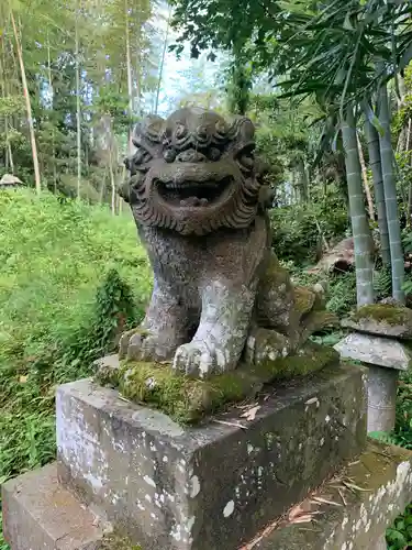 駒形神社の狛犬