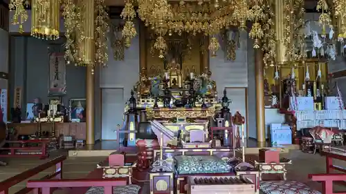 法華寺の本殿・本堂