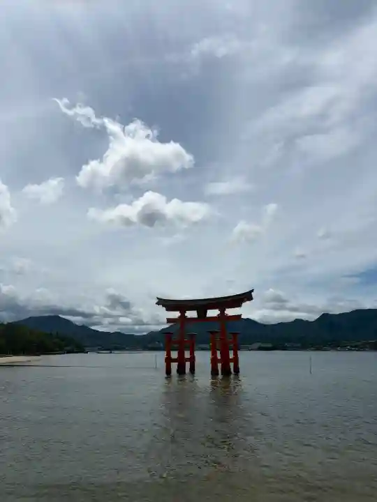 厳島神社(広島県)