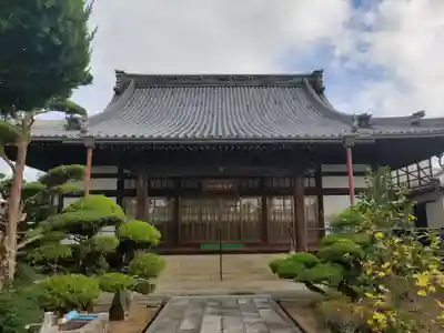 願誓寺の本殿・本堂