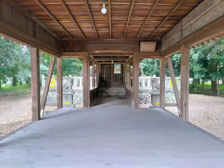 三明神社(神領町)の本殿・本堂