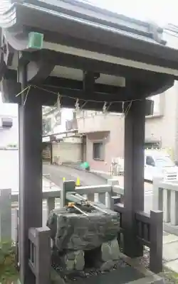 神楽坂若宮八幡神社の手水舎