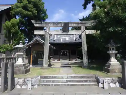 津毛利神社の鳥居