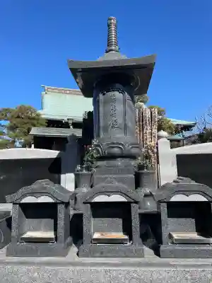栄林寺の{uncategorized: "未分類", other: "その他", undefined: "問題あり", building: "その他建物", grave: "お墓", sacred_gate: "鳥居", guardian: "狛犬", statue: "像", buddha: "仏像", history: "歴史", nature: "自然", garden: "庭園", animal: "動物", pagoda: "塔", temizu: "手水舎", mountain_gate: "山門・神門", sanctuary: "本殿・本堂", subordinate: "末社・摂社", art: "芸術", scenery: "景色", jizo: "地蔵", ema: "絵馬", goshuin: "御朱印", omikuji: "おみくじ", items: "授与品その他", amulet: "お守り", goshuincho: "御朱印帳", eats: "食事", festival: "お祭り", votive_dance: "神楽", shichigosan: "七五三参", wedding: "結婚式", experience: "体験その他", initially: "初詣", around: "周辺", anti_infection: "感染症対策"}