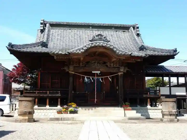 諏訪神社の本殿・本堂
