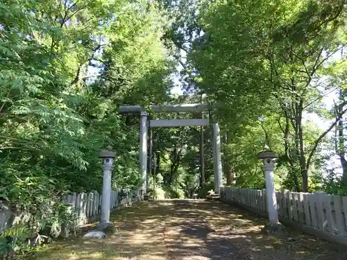 神明社の鳥居