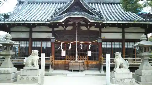 式内楯原神社の本殿