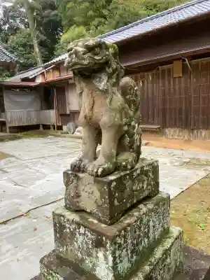 糸島市宇美八幡宮の{uncategorized: "未分類", other: "その他", undefined: "問題あり", building: "その他建物", grave: "お墓", sacred_gate: "鳥居", guardian: "狛犬", statue: "像", buddha: "仏像", history: "歴史", nature: "自然", garden: "庭園", animal: "動物", pagoda: "塔", temizu: "手水舎", mountain_gate: "山門・神門", sanctuary: "本殿・本堂", subordinate: "末社・摂社", art: "芸術", scenery: "景色", jizo: "地蔵", ema: "絵馬", goshuin: "御朱印", omikuji: "おみくじ", items: "授与品その他", amulet: "お守り", goshuincho: "御朱印帳", eats: "食事", festival: "お祭り", votive_dance: "神楽", shichigosan: "七五三参", wedding: "結婚式", experience: "体験その他", initially: "初詣", around: "周辺", anti_infection: "感染症対策"}