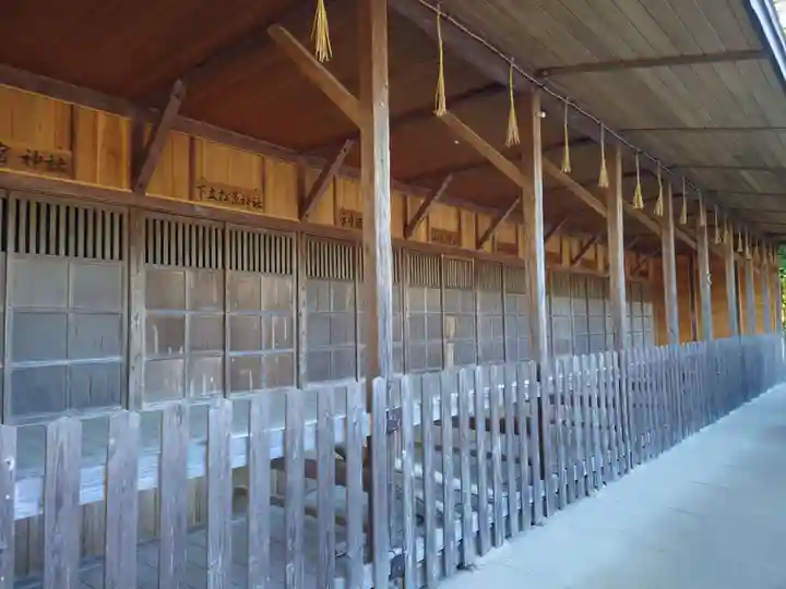 鶴谷八幡宮の末社・摂社