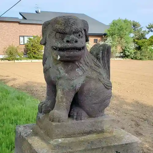 千代田稲荷神社の狛犬