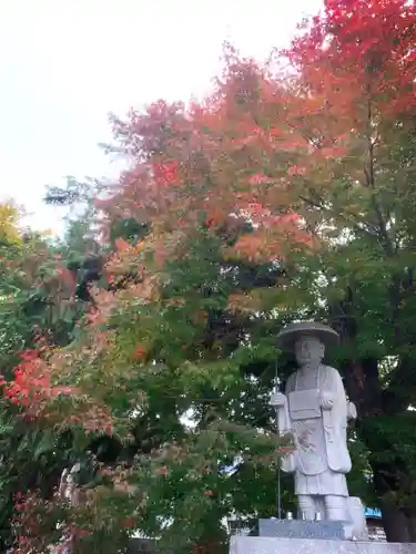 仁玄寺の像