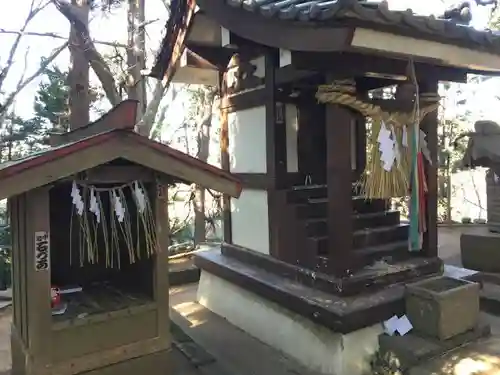 阿夫利神社の末社・摂社