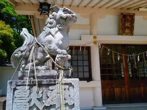 八劔神社（吉池八剱社）の狛犬