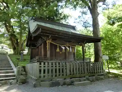 諏訪大社上社前宮の末社・摂社