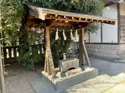 國領神社の{uncategorized: "未分類", other: "その他", undefined: "問題あり", building: "その他建物", grave: "お墓", sacred_gate: "鳥居", guardian: "狛犬", statue: "像", buddha: "仏像", history: "歴史", nature: "自然", garden: "庭園", animal: "動物", pagoda: "塔", temizu: "手水舎", mountain_gate: "山門・神門", sanctuary: "本殿・本堂", subordinate: "末社・摂社", art: "芸術", scenery: "景色", jizo: "地蔵", ema: "絵馬", goshuin: "御朱印", omikuji: "おみくじ", items: "授与品その他", amulet: "お守り", goshuincho: "御朱印帳", eats: "食事", festival: "お祭り", votive_dance: "神楽", shichigosan: "七五三参", wedding: "結婚式", experience: "体験その他", initially: "初詣", around: "周辺", anti_infection: "感染症対策"}