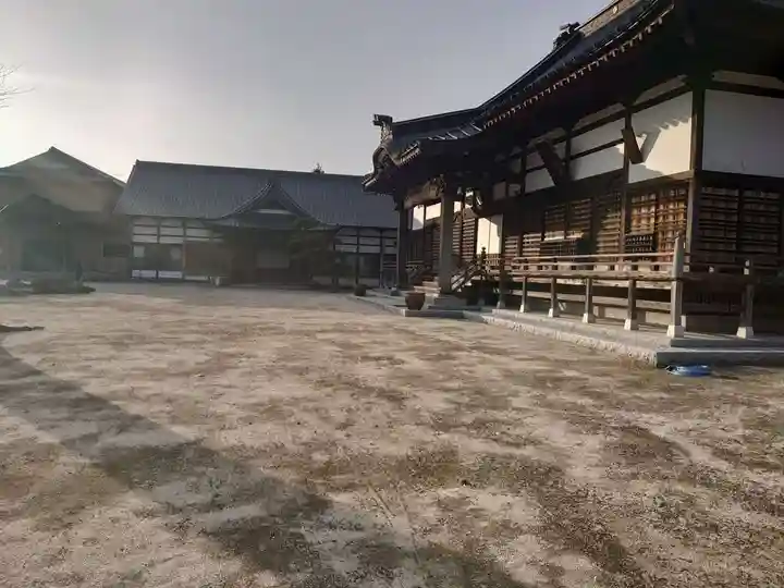 千妙寺の本殿・本堂