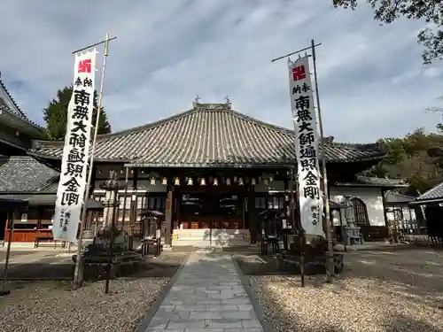 八事山 興正寺の本殿・本堂