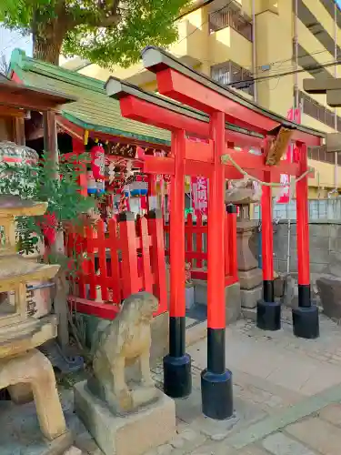 尼崎えびす神社の{uncategorized: "未分類", other: "その他", undefined: "問題あり", building: "その他建物", grave: "お墓", sacred_gate: "鳥居", guardian: "狛犬", statue: "像", buddha: "仏像", history: "歴史", nature: "自然", garden: "庭園", animal: "動物", pagoda: "塔", temizu: "手水舎", mountain_gate: "山門・神門", sanctuary: "本殿・本堂", subordinate: "末社・摂社", art: "芸術", scenery: "景色", jizo: "地蔵", ema: "絵馬", goshuin: "御朱印", omikuji: "おみくじ", items: "授与品その他", amulet: "お守り", goshuincho: "御朱印帳", eats: "食事", festival: "お祭り", votive_dance: "神楽", shichigosan: "七五三参", wedding: "結婚式", experience: "体験その他", initially: "初詣", around: "周辺", anti_infection: "感染症対策"}