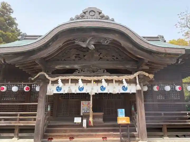 伊和都比売神社の{uncategorized: "未分類", other: "その他", undefined: "問題あり", building: "その他建物", grave: "お墓", sacred_gate: "鳥居", guardian: "狛犬", statue: "像", buddha: "仏像", history: "歴史", nature: "自然", garden: "庭園", animal: "動物", pagoda: "塔", temizu: "手水舎", mountain_gate: "山門・神門", sanctuary: "本殿・本堂", subordinate: "末社・摂社", art: "芸術", scenery: "景色", jizo: "地蔵", ema: "絵馬", goshuin: "御朱印", omikuji: "おみくじ", items: "授与品その他", amulet: "お守り", goshuincho: "御朱印帳", eats: "食事", festival: "お祭り", votive_dance: "神楽", shichigosan: "七五三参", wedding: "結婚式", experience: "体験その他", initially: "初詣", around: "周辺", anti_infection: "感染症対策"}