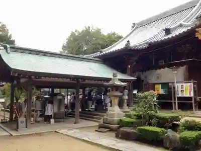 白峯寺の本殿・本堂