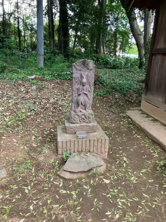 國王神社の{uncategorized: "未分類", other: "その他", undefined: "問題あり", building: "その他建物", grave: "お墓", sacred_gate: "鳥居", guardian: "狛犬", statue: "像", buddha: "仏像", history: "歴史", nature: "自然", garden: "庭園", animal: "動物", pagoda: "塔", temizu: "手水舎", mountain_gate: "山門・神門", sanctuary: "本殿・本堂", subordinate: "末社・摂社", art: "芸術", scenery: "景色", jizo: "地蔵", ema: "絵馬", goshuin: "御朱印", omikuji: "おみくじ", items: "授与品その他", amulet: "お守り", goshuincho: "御朱印帳", eats: "食事", festival: "お祭り", votive_dance: "神楽", shichigosan: "七五三参", wedding: "結婚式", experience: "体験その他", initially: "初詣", around: "周辺", anti_infection: "感染症対策"}