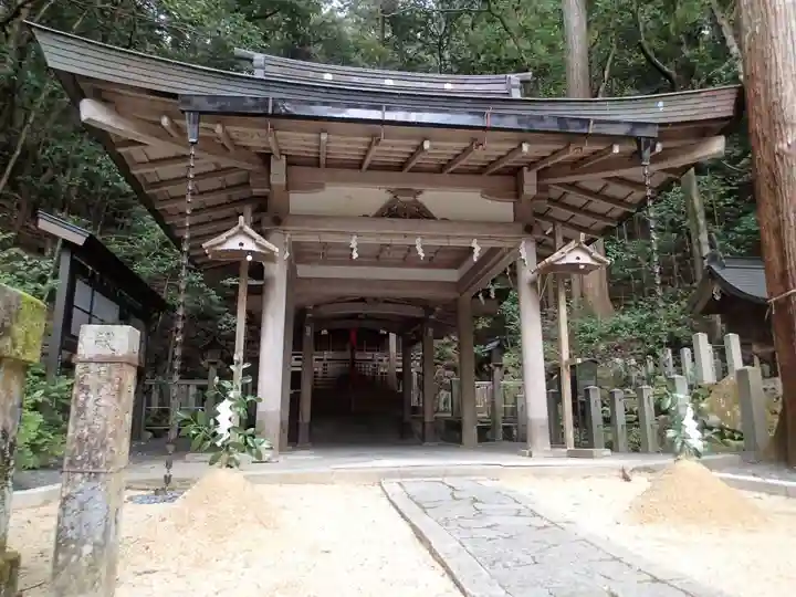 崇道神社の本殿・本堂