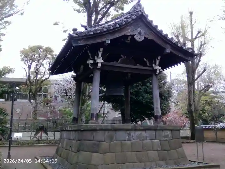 寛永寺(根本中堂)の{uncategorized: "未分類", other: "その他", undefined: "問題あり", building: "その他建物", grave: "お墓", sacred_gate: "鳥居", guardian: "狛犬", statue: "像", buddha: "仏像", history: "歴史", nature: "自然", garden: "庭園", animal: "動物", pagoda: "塔", temizu: "手水舎", mountain_gate: "山門・神門", sanctuary: "本殿・本堂", subordinate: "末社・摂社", art: "芸術", scenery: "景色", jizo: "地蔵", ema: "絵馬", goshuin: "御朱印", omikuji: "おみくじ", items: "授与品その他", amulet: "お守り", goshuincho: "御朱印帳", eats: "食事", festival: "お祭り", votive_dance: "神楽", shichigosan: "七五三参", wedding: "結婚式", experience: "体験その他", initially: "初詣", around: "周辺", anti_infection: "感染症対策"}