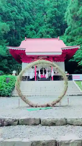 御座石神社の本殿