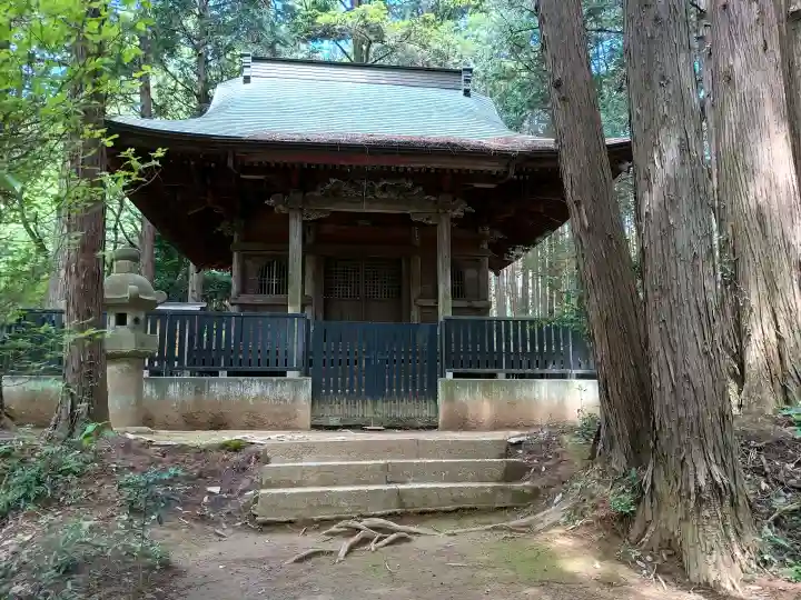 西念寺の{uncategorized: "未分類", other: "その他", undefined: "問題あり", building: "その他建物", grave: "お墓", sacred_gate: "鳥居", guardian: "狛犬", statue: "像", buddha: "仏像", history: "歴史", nature: "自然", garden: "庭園", animal: "動物", pagoda: "塔", temizu: "手水舎", mountain_gate: "山門・神門", sanctuary: "本殿・本堂", subordinate: "末社・摂社", art: "芸術", scenery: "景色", jizo: "地蔵", ema: "絵馬", goshuin: "御朱印", omikuji: "おみくじ", items: "授与品その他", amulet: "お守り", goshuincho: "御朱印帳", eats: "食事", festival: "お祭り", votive_dance: "神楽", shichigosan: "七五三参", wedding: "結婚式", experience: "体験その他", initially: "初詣", around: "周辺", anti_infection: "感染症対策"}