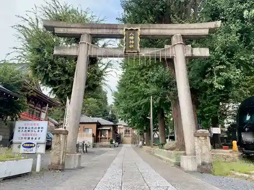 上田端八幡神社の鳥居