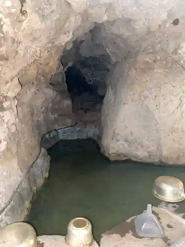 西ノ滝龍水寺(香川県)