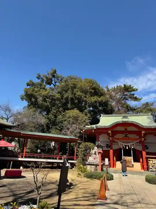 自由が丘熊野神社の{uncategorized: "未分類", other: "その他", undefined: "問題あり", building: "その他建物", grave: "お墓", sacred_gate: "鳥居", guardian: "狛犬", statue: "像", buddha: "仏像", history: "歴史", nature: "自然", garden: "庭園", animal: "動物", pagoda: "塔", temizu: "手水舎", mountain_gate: "山門・神門", sanctuary: "本殿・本堂", subordinate: "末社・摂社", art: "芸術", scenery: "景色", jizo: "地蔵", ema: "絵馬", goshuin: "御朱印", omikuji: "おみくじ", items: "授与品その他", amulet: "お守り", goshuincho: "御朱印帳", eats: "食事", festival: "お祭り", votive_dance: "神楽", shichigosan: "七五三参", wedding: "結婚式", experience: "体験その他", initially: "初詣", around: "周辺", anti_infection: "感染症対策"}