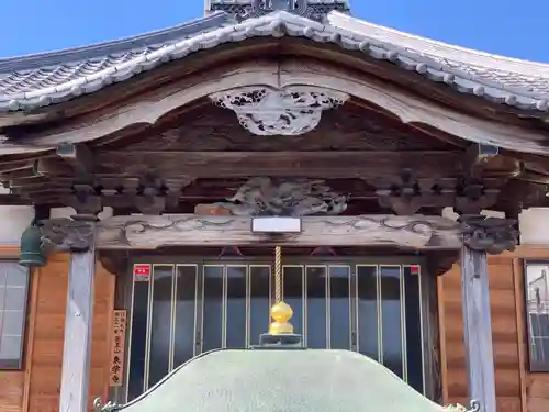 東学寺の本殿・本堂
