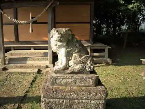 熊野神社の狛犬