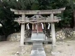 安居神社の末社