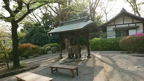 等覚院の手水舎